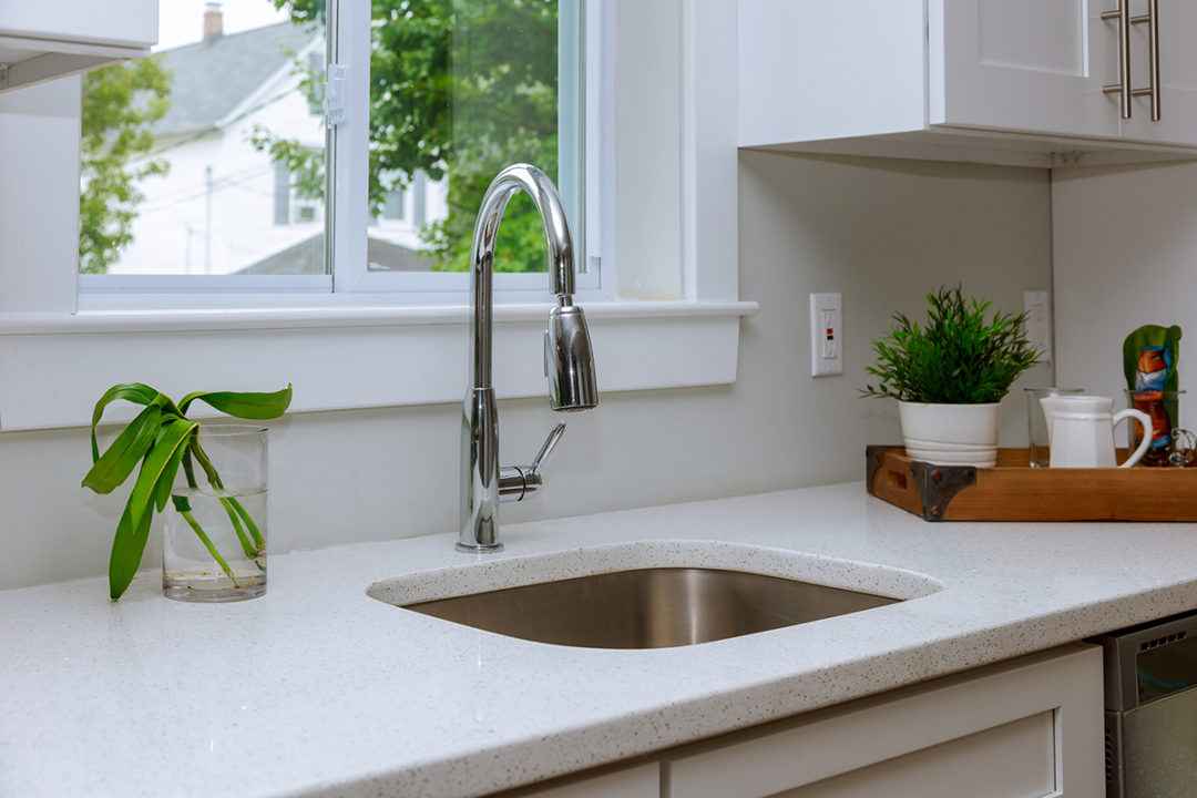 quartz kitchen sink vs stainless steel